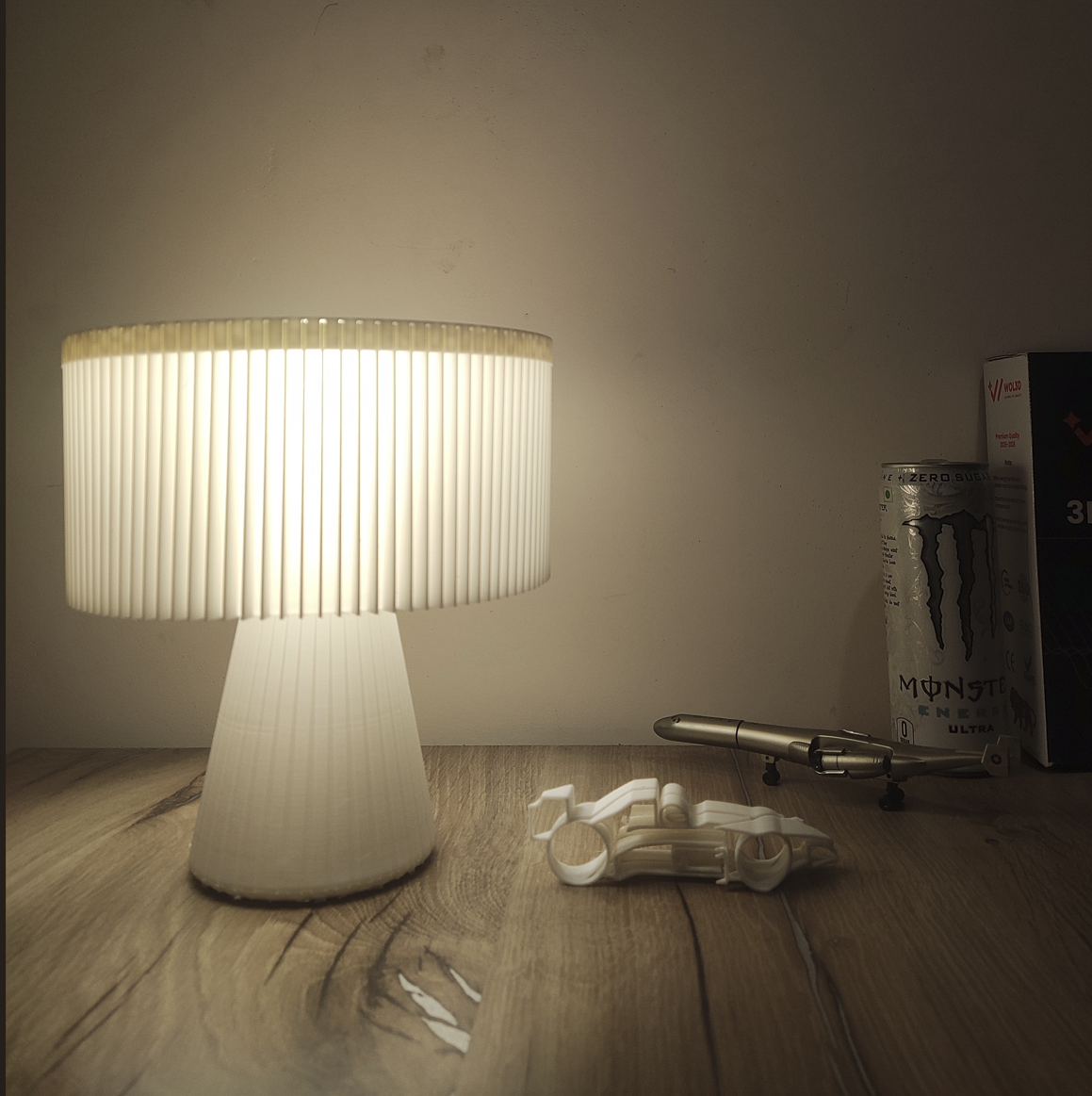 GLOWFORM BY Phostara